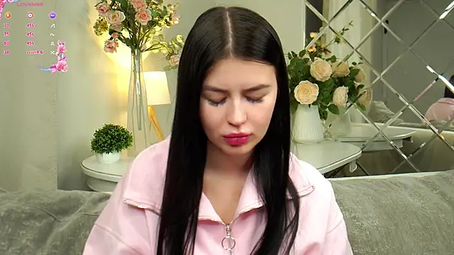 CoreenYorton online show from 02-05-26, 01:23