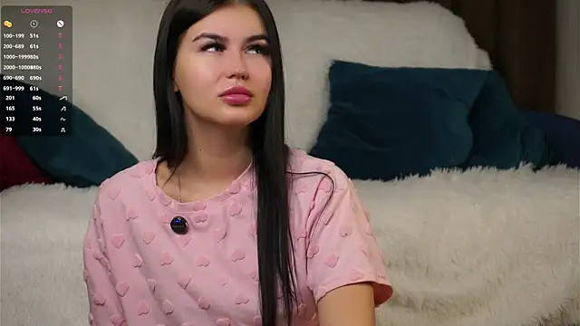 CoreenYorton online show from 11-30-25, 01:06