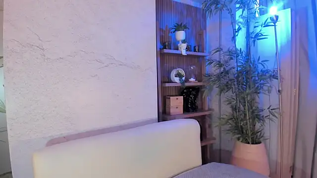 ReiAyanamy online show from 04-11-26, 08:23