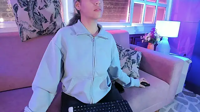 ReiAyanamy online show from 12-21-25, 07:48