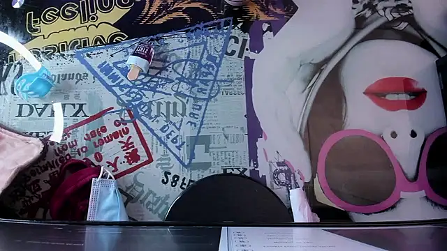 Alisson Evans   online show from 01-10-26, 07:42