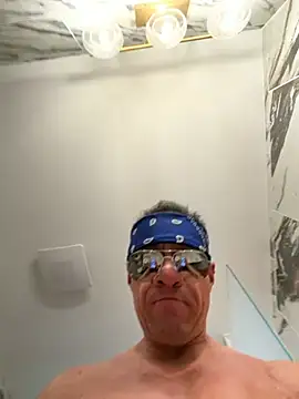 Snapshot of WildFocus chatting on 01-13-26, 09:30 WildFocus online show from 01-13-26, 09:30