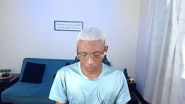 Miilo18 online show from 01-14-26, 08:23