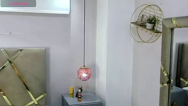 Snapshot of AaronFonseca_ chatting on 11-12-25, 08:12 AaronFonseca online show from 11-12-25, 08:12