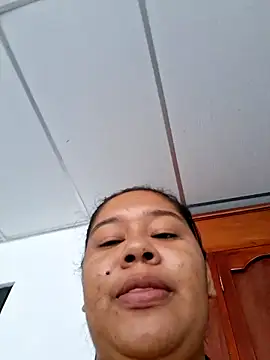 Sarahy- online show from 05-31-26, 01:39