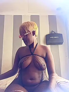 CurvyBabe36 online show from 04-05-26, 02:02