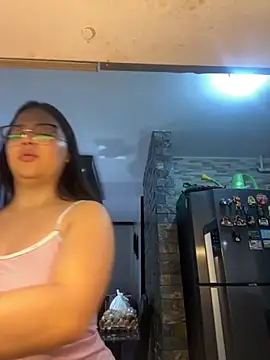 Snapshot of anna_lov22 chatting on 11-16-25, 10:57 anna lov22 online show from 11-16-25, 10:57