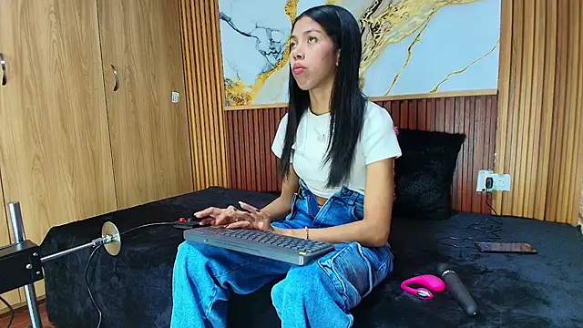 meliangels303av online show from 03-25-26, 03:17