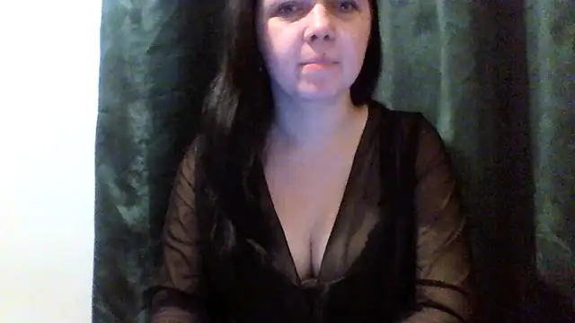 Vitalina282128 online show from 02-15-26, 08:30