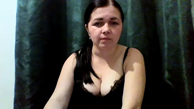 Vitalina282128 online show from 04-08-26, 10:44
