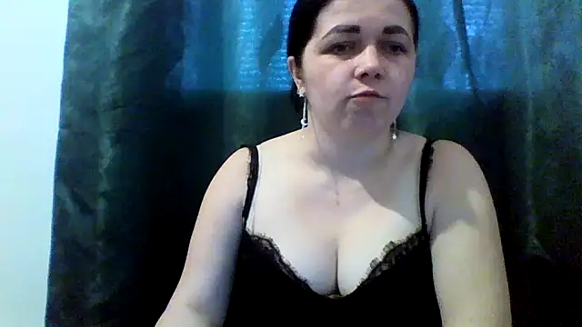 Vitalina282128 online show from 04-25-26, 09:01