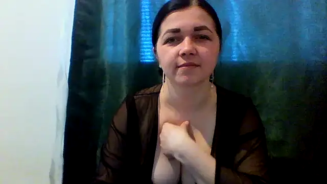 Vitalina282128 online show from 05-11-26, 10:05