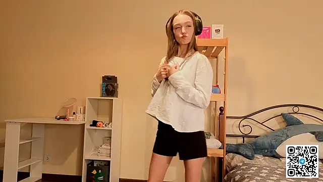 HoaPatton online show from 12-04-25, 11:09