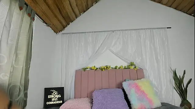 Jedah18 online show from 12-18-25, 08:23