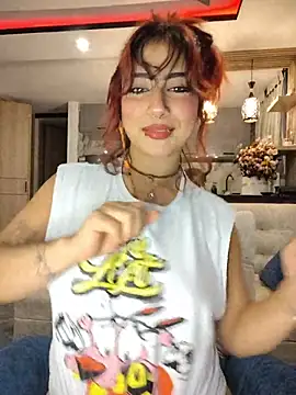 Snapshot of Sarah_Lark- chatting on 07-14-26, 12:43 Sarah Lark- online show from 07-14-26, 12:43