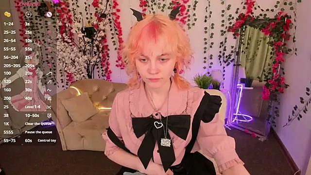 Awawrin online show from 11-27-25, 08:53