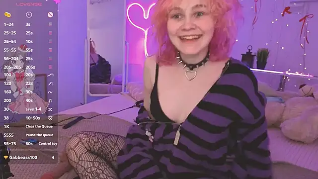 Awawrin online show from 03-22-26, 08:43