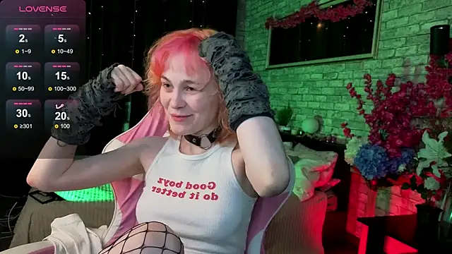 Awawrin online show from 11-18-25, 08:34