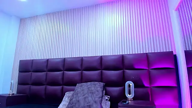 lilithDraven  online show from 12-01-25, 04:02