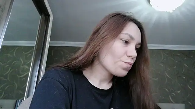 Snapshot of itsmeAlarann chatting on 02-14-26, 12:49 itsmeAlarann online show from 02-14-26, 12:49