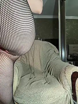 Snapshot of itsmeAlarann chatting on 02-27-26, 01:50 itsmeAlarann online show from 02-27-26, 01:50