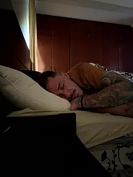 Snapshot of Lucasjandre chatting on 01-08-26, 09:48 Lucasjandre online show from 01-08-26, 09:48