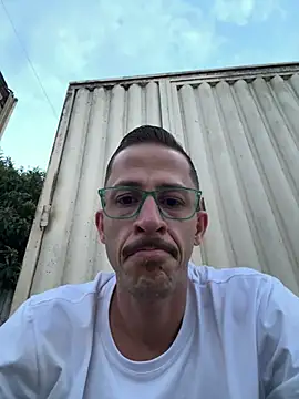 Snapshot of Lucasjandre chatting on 01-08-26, 09:54 Lucasjandre online show from 01-08-26, 09:54