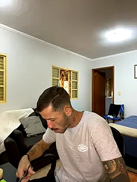 Snapshot of Lucasjandre chatting on 12-04-25, 09:30 Lucasjandre online show from 12-04-25, 09:30