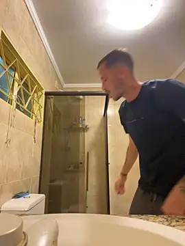 Snapshot of Lucasjandre chatting on 12-02-25, 11:39 Lucasjandre online show from 12-02-25, 11:39