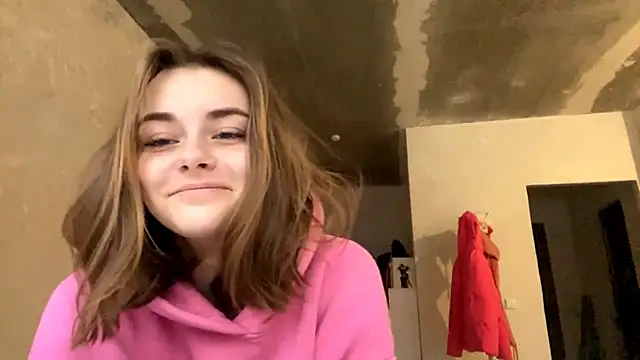 Snapshot of GeralynChiszar chatting on 11-12-25, 06:06 GeralynChiszar online show from 11-12-25, 06:06