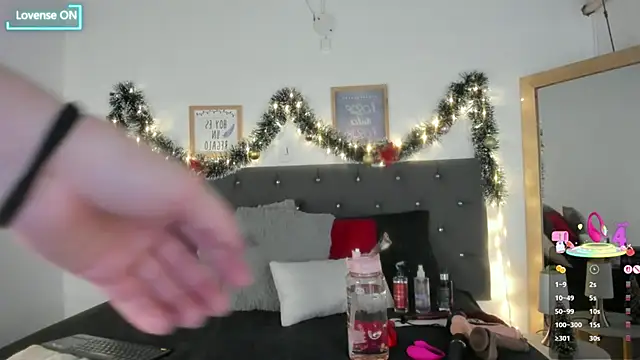 Sara puertaa  online show from 12-02-25, 06:20