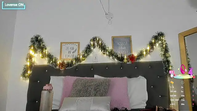 Sara puertaa  online show from 12-19-25, 07:05