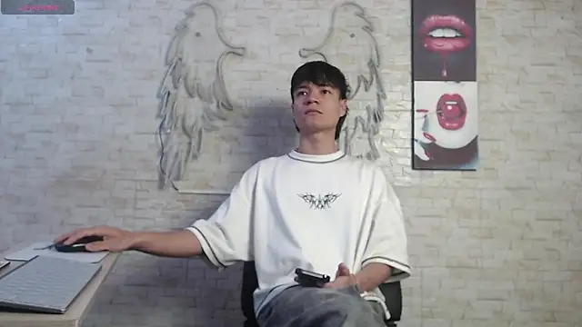 axel milo kairo and noa online show from 02-07-26, 05:54