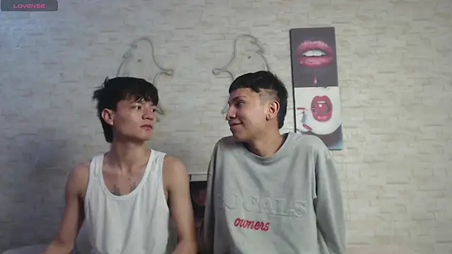 axel milo kairo and noa online show from 01-09-26, 04:25