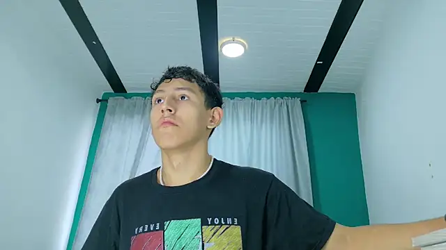 FelipeGonzalezz online show from 11-30-25, 12:28