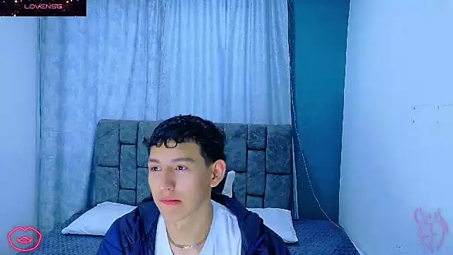 FelipeGonzalezz online show from 01-11-26, 12:23