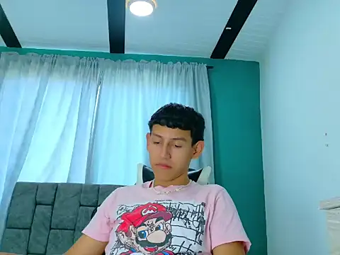 FelipeGonzalezz online show from 12-01-25, 12:28