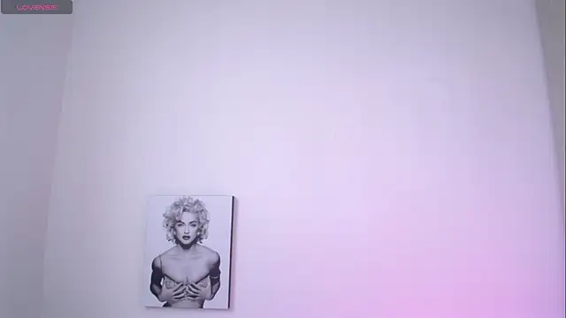 Millie bobby online show from 07-04-26, 06:56