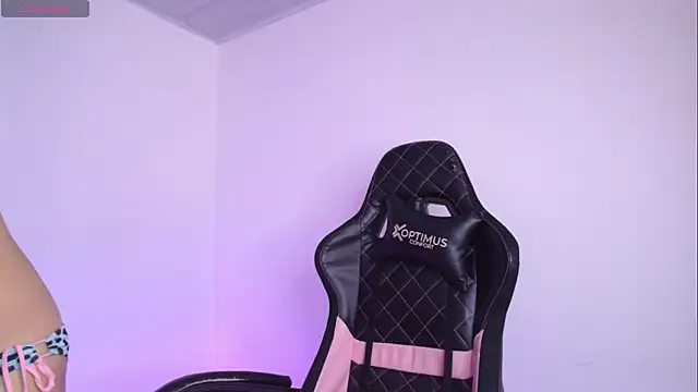 Millie bobby online show from 02-10-26, 05:45