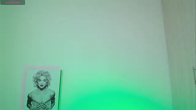 Millie bobby online show from 07-17-26, 07:55