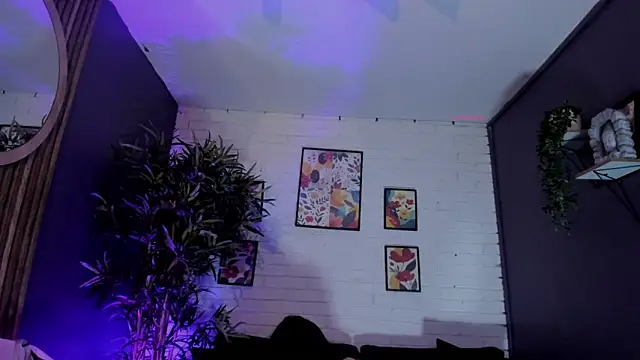 Velvet Dreamss online show from 12-14-25, 11:27