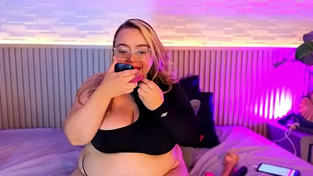 Amber bunnyx01 online show from 01-08-26, 03:01