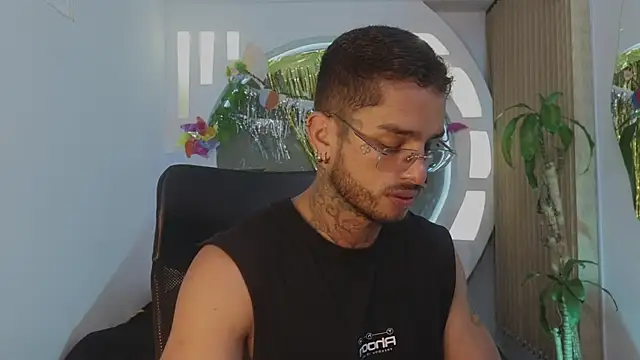 Alanrodgers online show from 04-05-26, 10:44