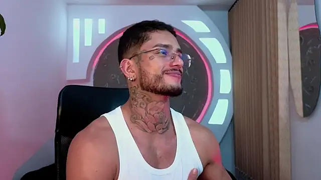 Alanrodgers online show from 12-20-25, 02:58