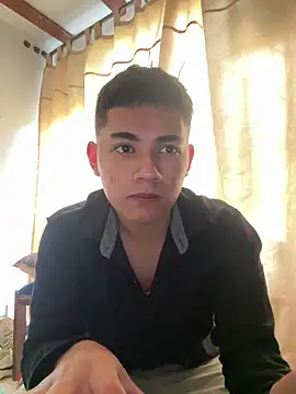 Santiagooo1233 online show from 02-15-26, 10:20