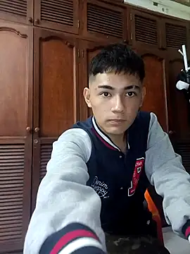 Santiagooo1233 online show from 11-16-25, 02:27