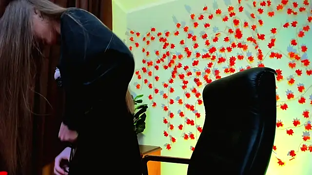 AlicaLOVEalisa777 online show from 01-18-26, 05:05