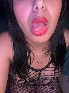 Snapshot of Doha-38 chatting on 01-11-26, 12:56 Doha-38 online show from 01-11-26, 12:56