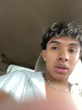 Snapshot of Ashleythelatina chatting on 11-24-25, 06:08 Ashleythelatina online show from 11-24-25, 06:08