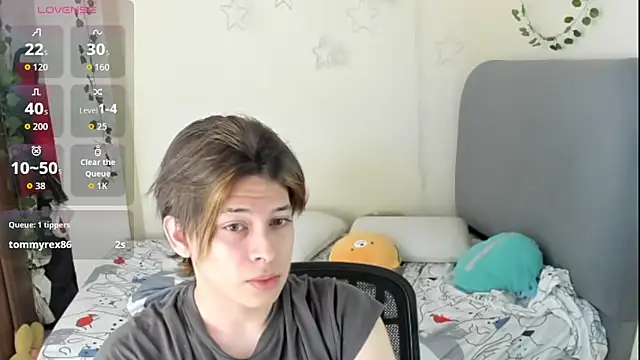 Felix kitty online show from 11-23-25, 07:24